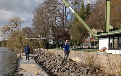 Stegaufbau 2026 am Möhnesee: Teamwork, Erbsensuppe und ein historisches Missgeschick