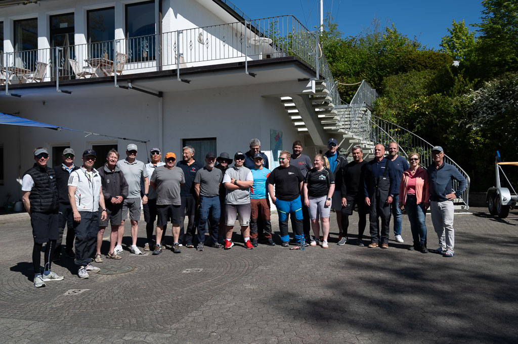 Teilnehmer der Regatta am Sorpesee